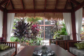 Гостиница Forest Lodge: Bali-Style Retreat  Агнес Уотер
